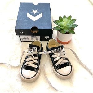 ⭐️Converse Chuck Taylor Sneaker⭐️